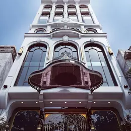 Chính chủ gửi bán nhà 7 tầng thang máy - Mặt phố Trung Kính- 135m2 - 2 mặt ngõ - KHÔNG QUY HOẠCH
