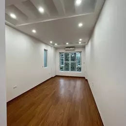 CHO THUÊ NGUYÊN CĂN TRẦN KHÁT CHÂN, NHÀ MỚI SÁT PHỐ, 38M 5T, 3 NGỦ 12TR 0965549363