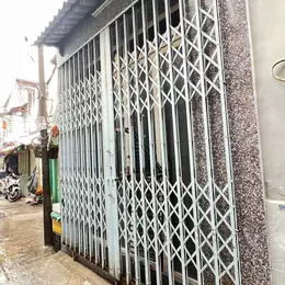 Cho thuê nhà 2 tầng a hẻm 141 đường Tám Danh P4Q8. Giá: 7 triệu/tháng