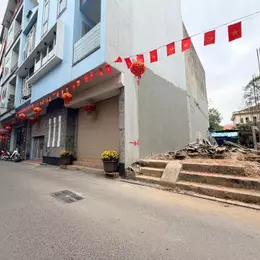 Đức giang,long biên 9 tỷ 60m phân lô ô tô,cần bán chuyển vào nam