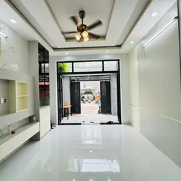 Bán nhà 4 tầng, 56m2 đường Trường Lưu, P. Long Trường, Q9, Thủ Đức, TP HCM.  5,78  tỷ.