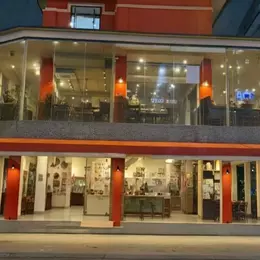 Cho thuê nhà, Trung Hòa, Vũ Phạm Hàm, Trần Kim Xuyến; 156m2* 2T -36 tr