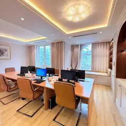 HOÀNG CẦU 72M² - MT 7M - Ô TÔ TRÁNH - VỈA HÈ RỘNG - Ở, KINH DOANH ĐỈNH.