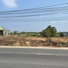 Bán 960m2 đất thổ cư Nguyễn Chí Thanh, LaGi ngộp bank giảm hơn 50%