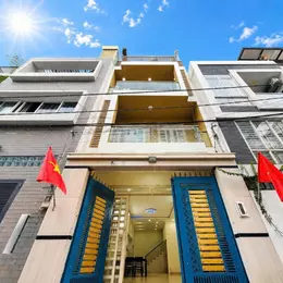 Nhà 4 tầng Hiệp Bình Phước - Hàng xóm KDC Hồng Long - Xe hơi đậu đổ ngày đêm