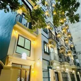 BÁN TÒA CCMN NGUYỄN KHANG, CẦU GIẤY - LÔ GÓC 35 PHÒNG LUXURY - DOANH THU 2.4 TỶ/NĂM