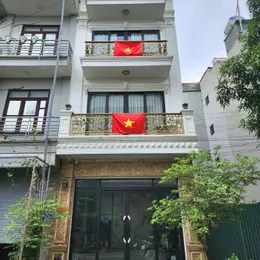 Nhà thật Sài Đồng Long Biên 9 tỷ 60m Lô Góc Ô tô Đỗ cửa,sổ đỏ
