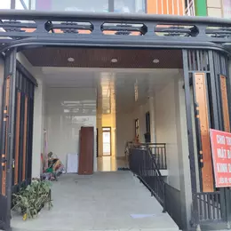 CHO THUÊ MẶT BẰNG KINH DOANH TẦNG TRỆT VÀ TẦNG HẦM – VỊ TRÍ ĐẸP TẠI ĐÀ LẠT