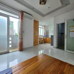 CHO THUÊ PHÒNG BAN CÔNG THOÁNG MÁT GẦN CÔNG VIÊN LÀNG HOA – GÒ VẤP