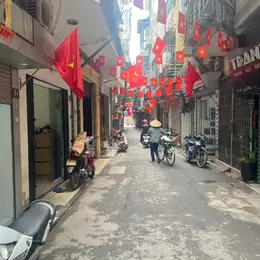 PHẢI THẬT NHANH THÌ MAY RA MỚI CÒN - CÁCH MẶT PHỐ TÔN ĐỨC THẮNG 40m