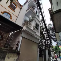 Nguyễn Văn Cừ Long Biên 10 tỷ 60m ô tô qua nhà gần công viên