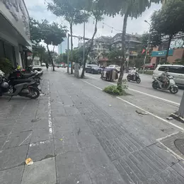Cho thuê mặt bằng kinh doanh, nhà hàng, cafe, shorom...tại phố Huỳnh Thúc Kháng, Hà Nội