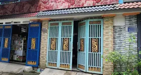 ĐỔI CHỖ Ở CHUYỂN HƯỚNG KINH DOANH BÁN GẤP NHÀ 2 TẦNG SÂN XE HƠI – GẦN CỤM 4 TRƯỜNG HỌC – TÂN ĐÔNG