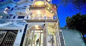 NHÀ HẺM XE HƠI SIÊU THỊ, 4 TẦNG, ĐẺ LẠI NỘI THẬT, 7.2 TỶ