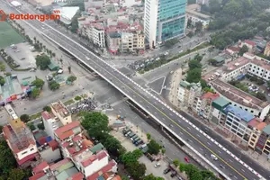 Cầu vượt Nguyễn Văn Huyên: Vị trí, giao thông và bất động sản xung quanh