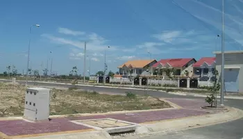 Dĩ An Golden Land