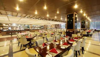 Grand Plaza
