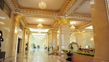 Grand Plaza