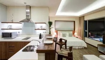 À La Carte Hotel