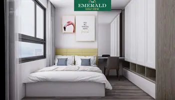 The Emerald Golf View