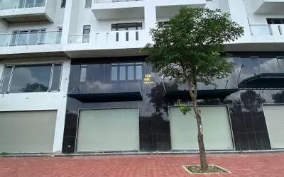 CHO THUÊ BIỆT THỰ LIỀN KỀ 5 TẦNG THANG MÁY MỚI TINH – HIM LAM HÙNG VƯƠNG – GIÁ CHỈ 25 TRIỆU/THÁNG