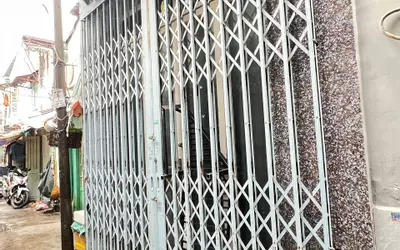 Cho thuê nhà 2 tầng a hẻm 141 đường Tám Danh P4Q8. Giá: 7 triệu/tháng
