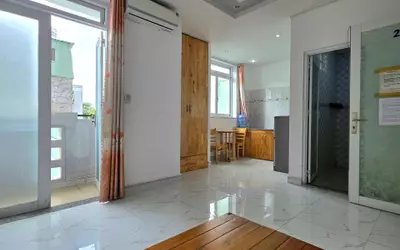 CHO THUÊ PHÒNG BAN CÔNG THOÁNG MÁT GẦN CÔNG VIÊN LÀNG HOA – GÒ VẤP