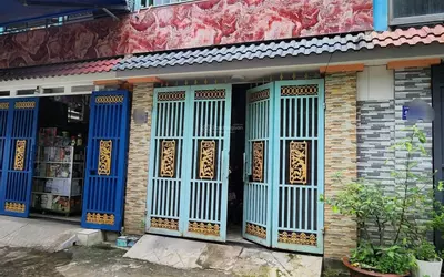 ĐỔI CHỖ Ở CHUYỂN HƯỚNG KINH DOANH BÁN GẤP NHÀ 2 TẦNG SÂN XE HƠI – GẦN CỤM 4 TRƯỜNG HỌC – TÂN ĐÔNG