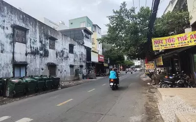 Bán nhà Mặt tiền Cao Văn Ngọc - gần Âu Cơ, Khuông Việt, 8,1x19m, 2 tầng cũ,  Sổ A4, 17,8 Tỷ.