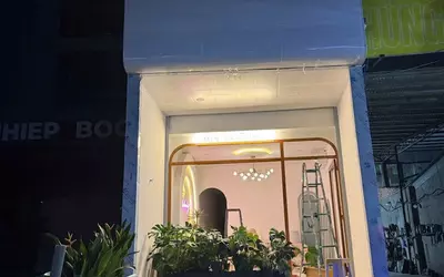 CHO THUÊ MẶT BẰNG KINH DOANH – VỊ TRÍ ĐẸP QUỐC LỘ 1A, GẦN NGÃ 3 TRỊ AN