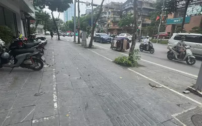 Cho thuê mặt bằng kinh doanh, nhà hàng, cafe, shorom...tại phố Huỳnh Thúc Kháng, Hà Nội