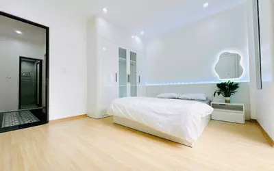 Chính chủ Bán nhà phố Đoàn Thị Điểm, 21m 5 tầng, lg, 100m ra ô tô, an sinh đỉnh, 5.4 tỷ 0973256699.