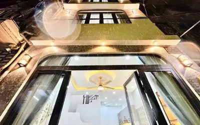 Chủ định cư nước ngoài - cần bán nhanh nhà phố bình dương 120m2 chỉ 2tỷ