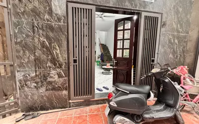 Nhà riêng diện tịch sử dụng 60m2, sổ đỏ 48m2, chính chủ, cách mặt đường kim giang 30m