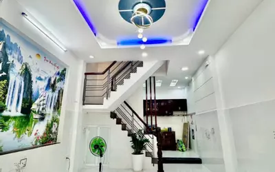 NGAY TRƯỜNG TIỂU HỌC BÌNH LONG GIÁP TÂN PHÚ 33M2 3 TẦNG 3PN 2WC CHỈ 3.85 TỶ