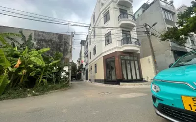 7 tỷ 2 - 100m ngang hơn 8m nhà 3 tầng kiên cố sát Vạn Phúc City - HẺM XE HƠI TỚI CỬA