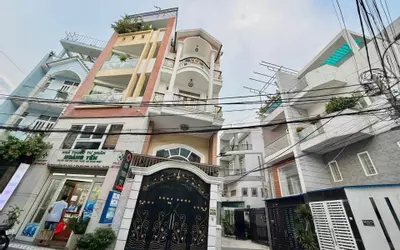 Quốc lộ 13 - Nhà 2 mặt tiền trước sau - hẻm Ô tô tới cửa – Hiệp Bình Phước – Nhà 3 tầng hoàn công