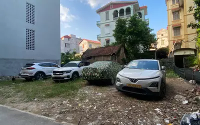 Gia đình không ở. Bán mảnh đất vị trí đẹp đường Phúc Lợi - Long Biên.