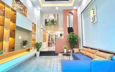 Nhà mới Bùi Văn Ba, 55m², 2 tầng, hẻm rộng – Giá 5.5 tỷ