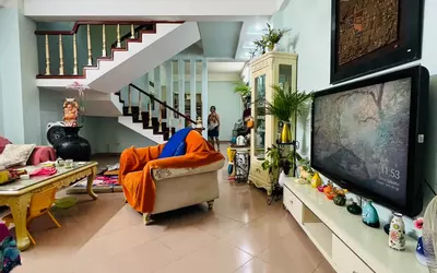 MẶT NGÕ 127 LẠC LONG QUÂN: 90M2 - MT 7.4M - Ô TÔ TRÁNH VỊ TRÍ KINH DOANH ĐẸP GIÁ 37.2 TỶ