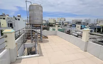 Bán gấp nhà 5 tầng Âu Cơ hẻm 4m, 4 PN gần chợ Trần Văn Quang, ĐH Văn Hiến, sầm uất 5.X tỷ.