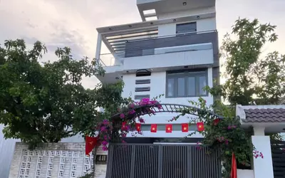Cơ Hội Đầu Tư! Biệt Thự Đường Trương Minh Giảng 150m², Cạnh Trường Quốc Tế Singapore,