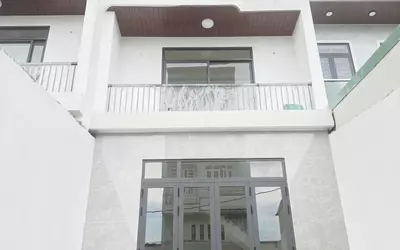 Nhà phố ngang 5m đang được hoàn thiện tại Thạnh Xuân 25, Q12