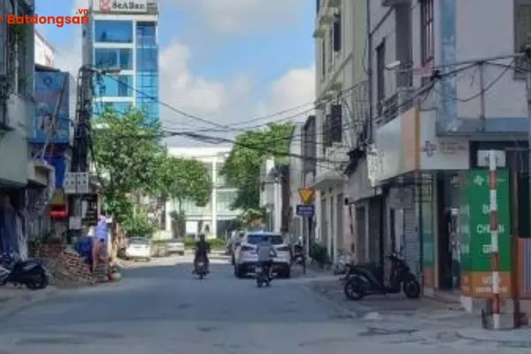 Ngõ 390 Nguyễn Văn Cừ: Vị Trí, Giao Thông Và Bất Động Sản Xung Quanh