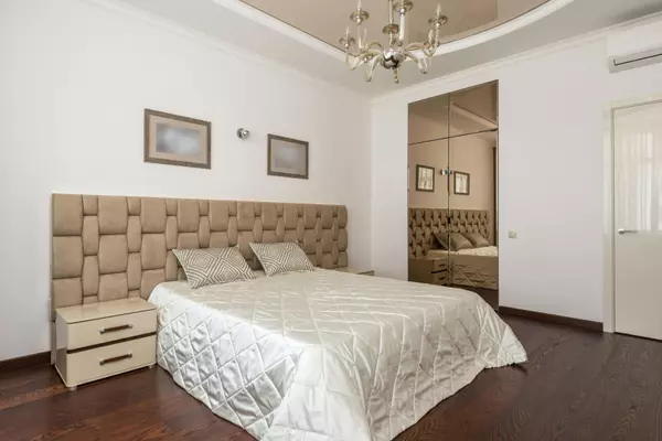 Cách chọn giường ngủ phù hợp để nâng cao chất lượng giấc ngủ và không gian sống