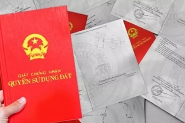 Tiềm ẩn rủi ro nhiều người đứng tên trên một sổ đỏ