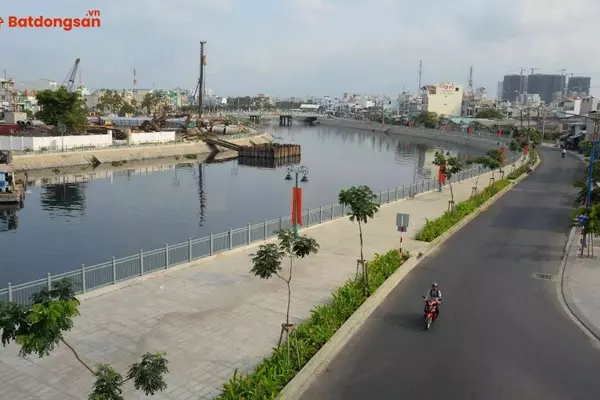 Đường Kênh Tân Hóa: Vị Trí, Giao Thông Và Bất Động Sản Xung Quanh