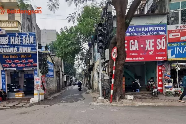 Ngõ 255 đường Nguyễn Khang: Vị trí, giao thông và bất động sản xung quanh