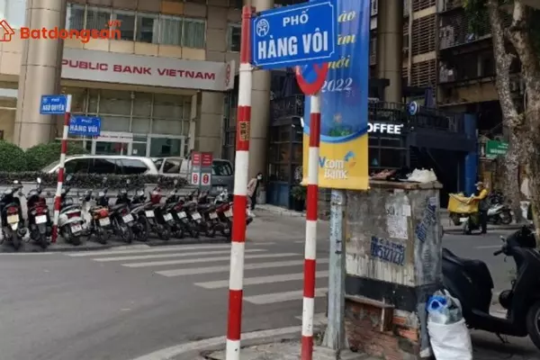 Phố Hàng Vôi: Vị trí, giao thông và bất động sản xung quanh