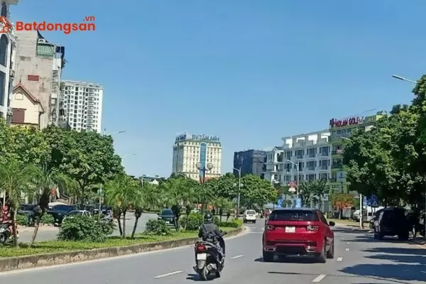 Phố Hồng Tiến: Vị trí, giao thông và bất động sản xung quanh